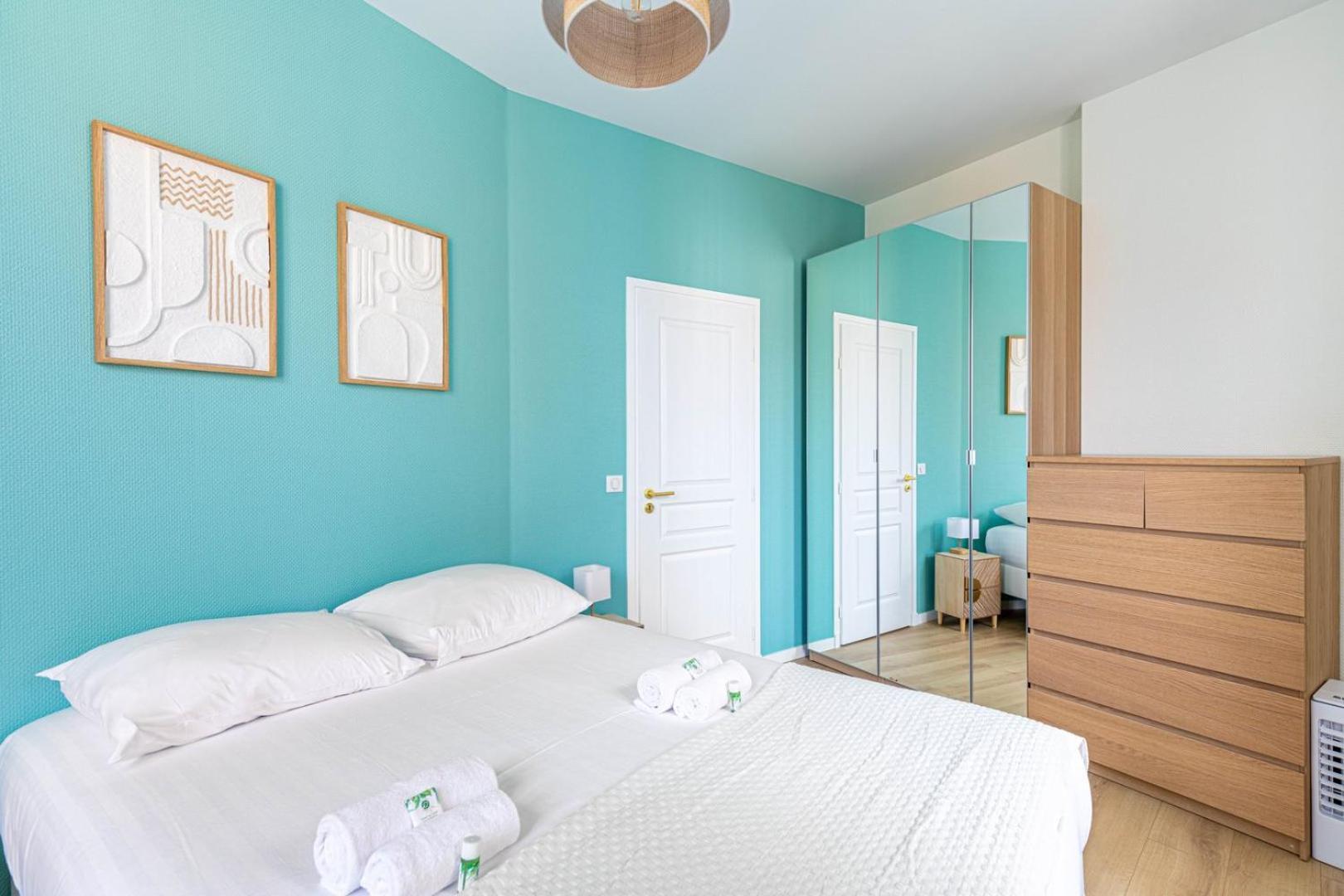Guestready - Apt Moderne - Direct Champs Elysees Apartment Clichy Exterior photo
