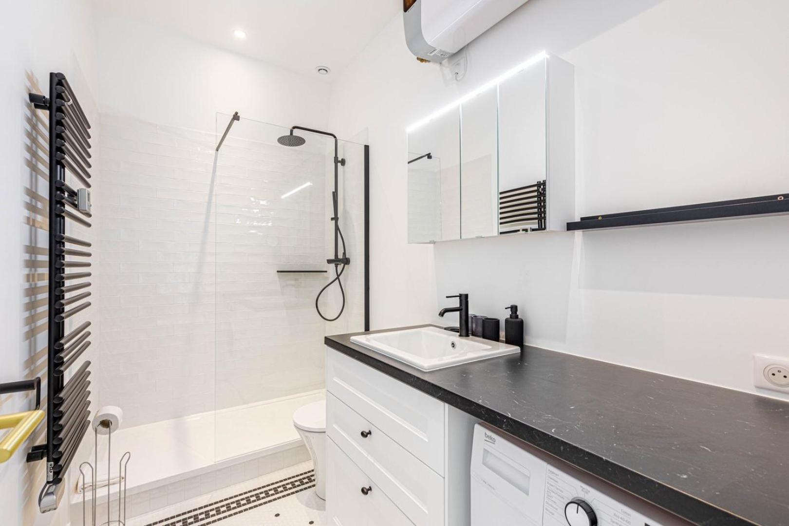 Guestready - Apt Moderne - Direct Champs Elysees Apartment Clichy Exterior photo
